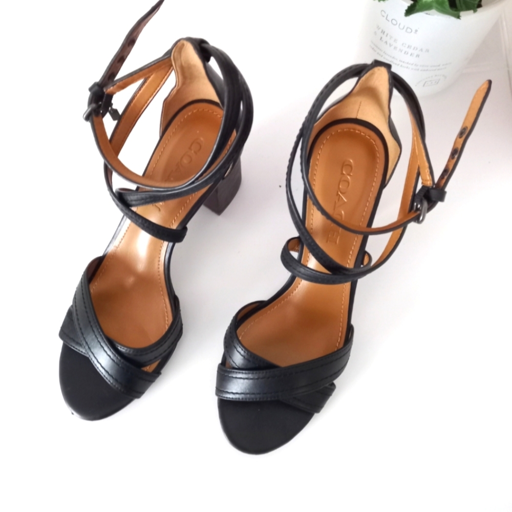 Coach Strappy Sandals❤